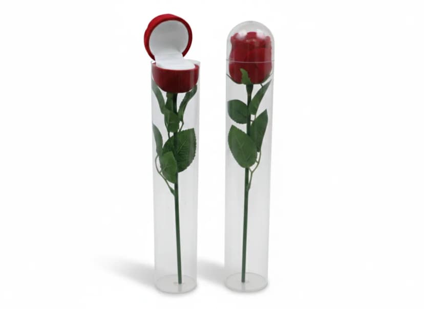 Ukrasna ruža sa kutijicom za prsten